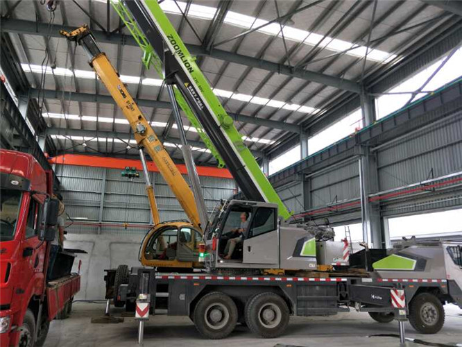 阳城县高空车出租需要注意哪些安全事项？